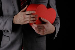元カノを忘れられない男性とはどんな人？特徴や心理・未練の理由