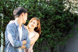 年の差恋愛占い｜年下の彼と結ばれたい…効果的なアプローチは？