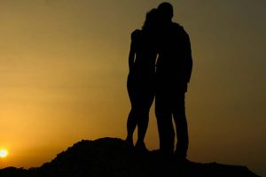 最終的にあの人と結ばれる？不倫相手の感情変化・2人の愛の行方