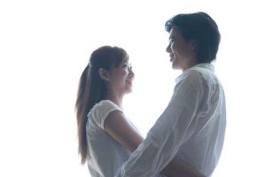 年の差片思い占い｜年上は恋愛対象に入る？恋脈/相手の本音/結末