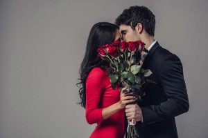 運命の恋占い｜あなたの身近にいる運命の人◆2人の転機・結婚過程