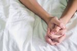 手ックスとは？指を絡ませるセックスのやり方・興奮を高めるコツ
