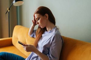 恋愛占い｜連絡無視するあの人…私のこと、どう思っている？本音